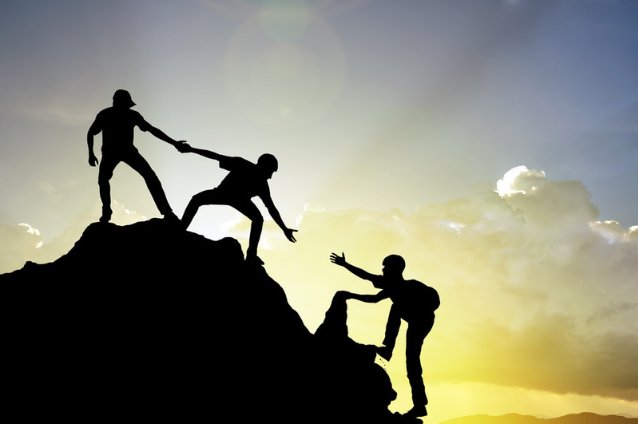 L’entraide numérique : quand les usagers deviennent des ressources les uns pour les autres