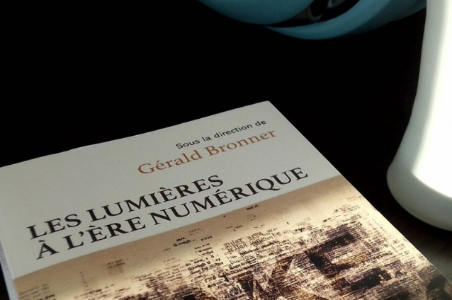 Les lumières à l'ère numérique, note de lecture